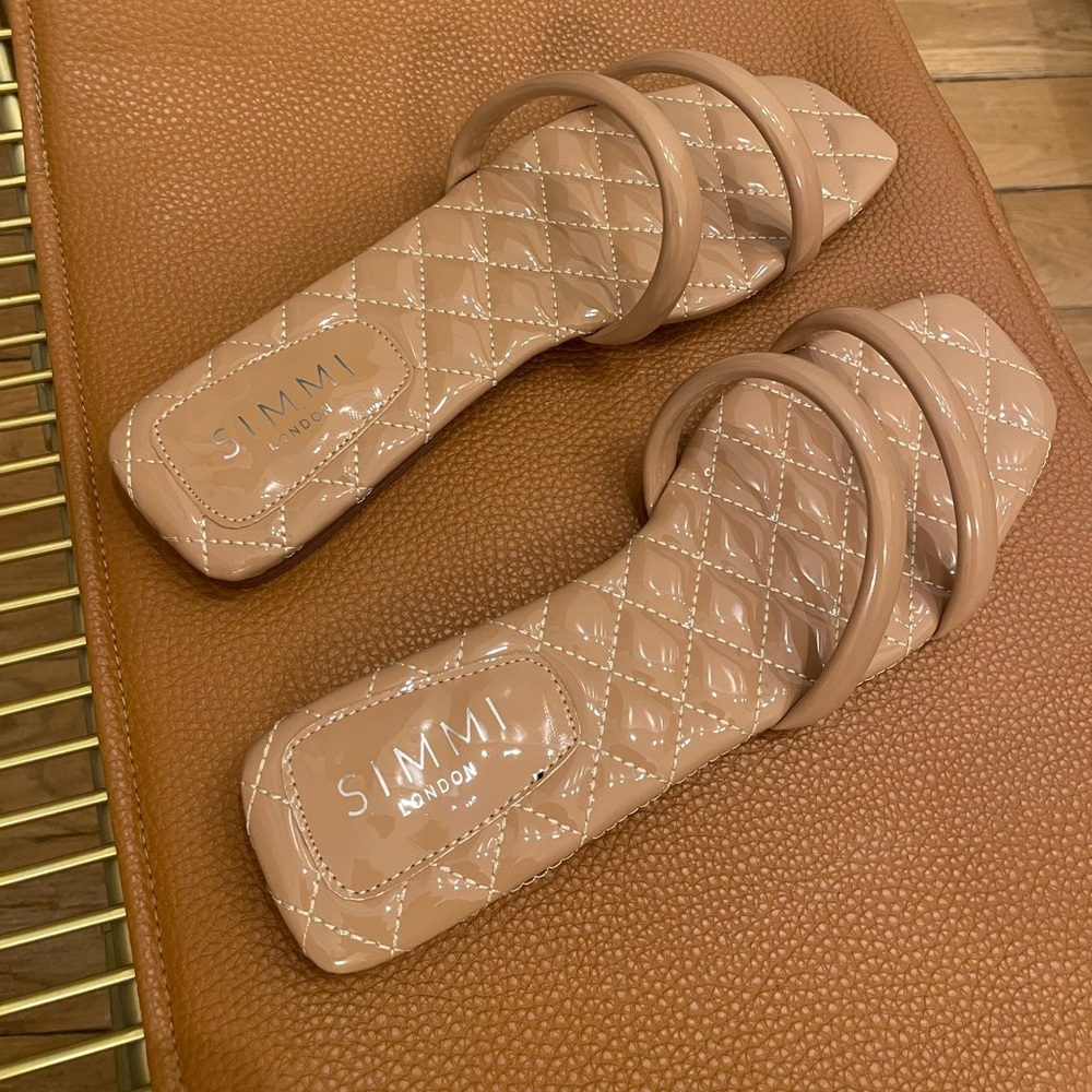 🎉HP Simmi London Beige Sandals